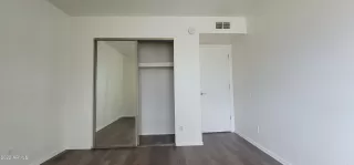 Photo #6: 6456342 Listing