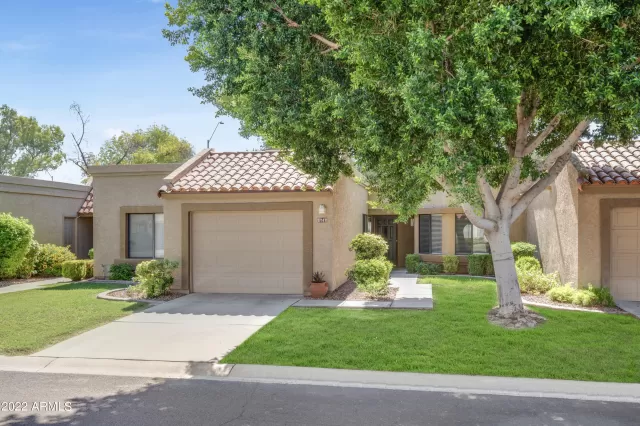 MLS: 6456709 Condo For Sale