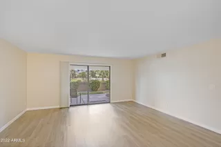 Photo #1: 6456709 Listing 