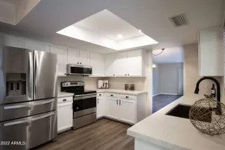 Photo #5: 6456709 Listing 