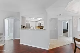 Photo #5: 6456745 Listing