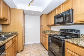 Photo #2: 6456753 Listing