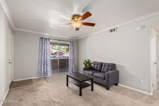Photo #2: 6456932 Listing 