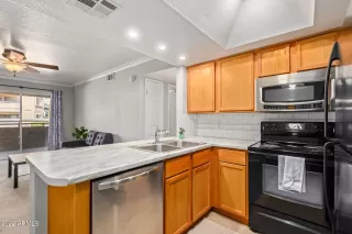 Photo #6: 6456932 Listing 