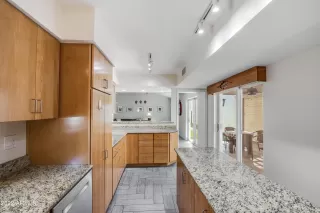 Photo #4: 6456998 Listing 