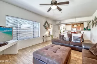 Photo #2: 6457006 Listing 