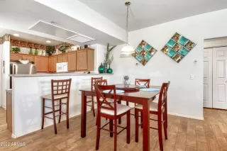 Photo #4: 6457006 Listing 