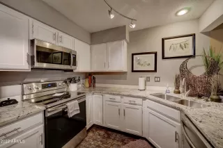 Photo #5: 6457034 Listing