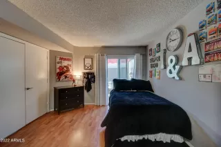 Photo #6: 6457034 Listing