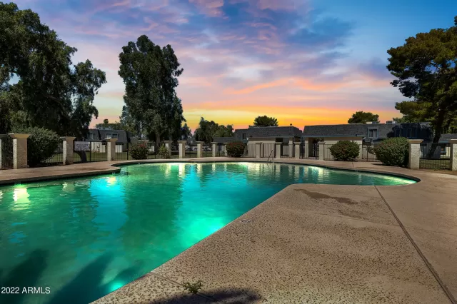 MLS: 6457162 Condo For Sale