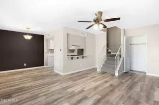 Photo #3: 6457162 Listing 