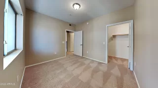 Photo #5: 6457367 Listing