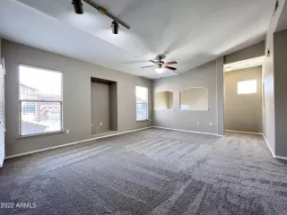 Photo #3: 6457405 Listing