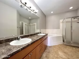 Photo #5: 6457405 Listing