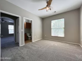 Photo #6: 6457405 Listing