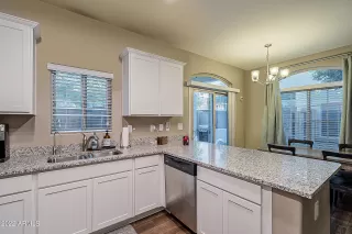 Photo #4: 6457429 Listing