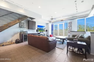 Photo #4: 6457445 Listing