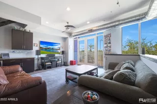 Photo #5: 6457445 Listing