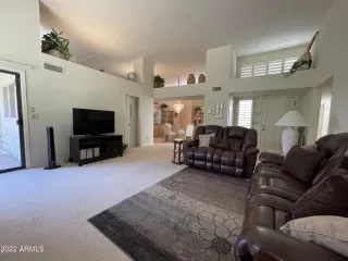 Photo #5: 6457542 Listing