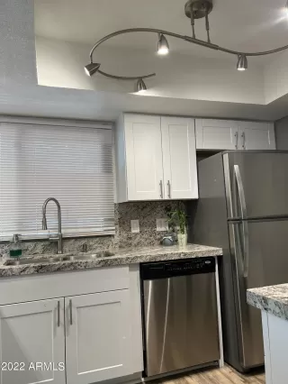 Photo #4: 6457617 Listing 