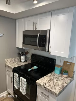 Photo #6: 6457617 Listing 