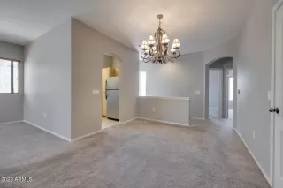 Photo #6: 6457806 Listing 