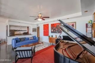 Photo #4: 6457821 Listing