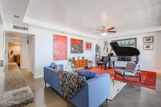 Photo #6: 6457821 Listing