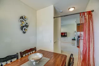 Photo #6: 6457977 Listing