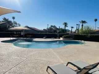 Photo #6: 6458104 Listing