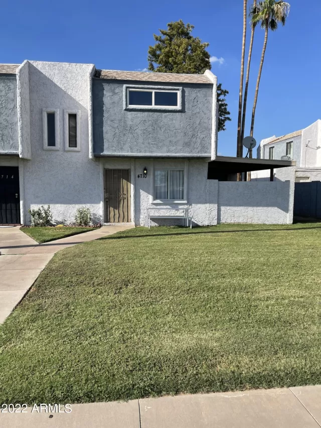 MLS: 6458120 Condo For Sale