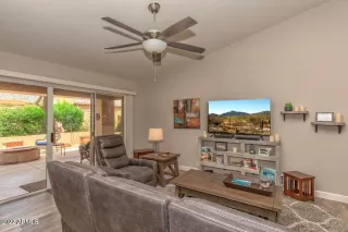 Photo #2: 6458230 Listing 