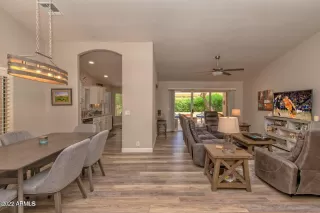 Photo #3: 6458230 Listing 