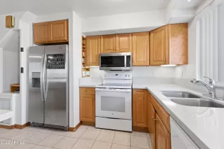 Photo #6: 6458295 Listing