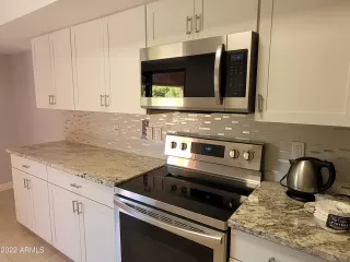 Photo #2: 6458590 Listing 