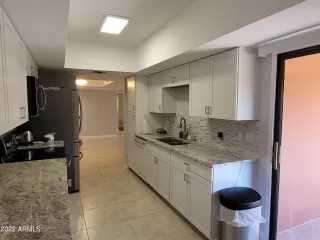 Photo #5: 6458590 Listing 