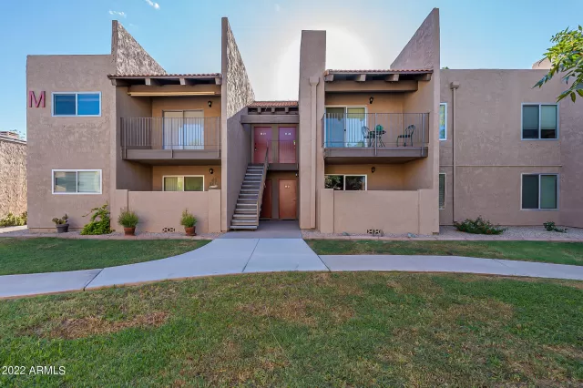 MLS: 6458637 Condo For Sale