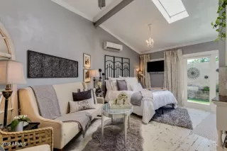 Photo #6: 6458739 Listing