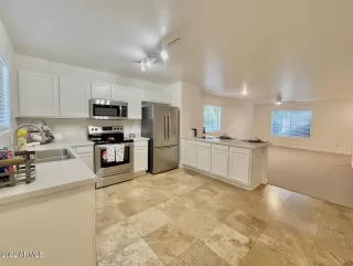 Photo #3: 6458752 Listing 