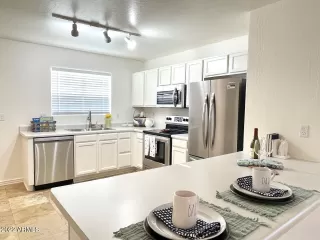 Photo #5: 6458752 Listing 