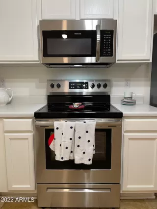 Photo #6: 6458752 Listing 