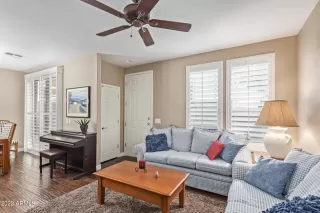 Photo #5: 6458839 Listing 