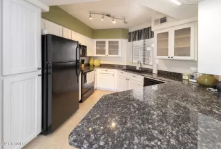 Photo #2: 6458866 Listing