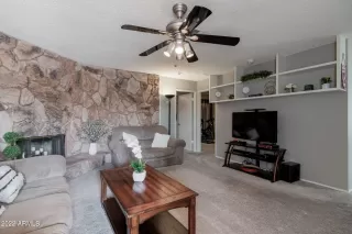 Photo #6: 6458995 Listing