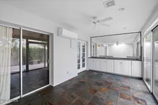Photo #3: 6459137 Listing