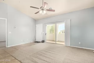 Photo #6: 6459176 Listing 