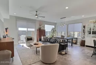 Photo #5: 6459270 Listing