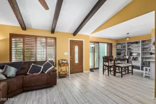 Photo #6: 6459617 Listing