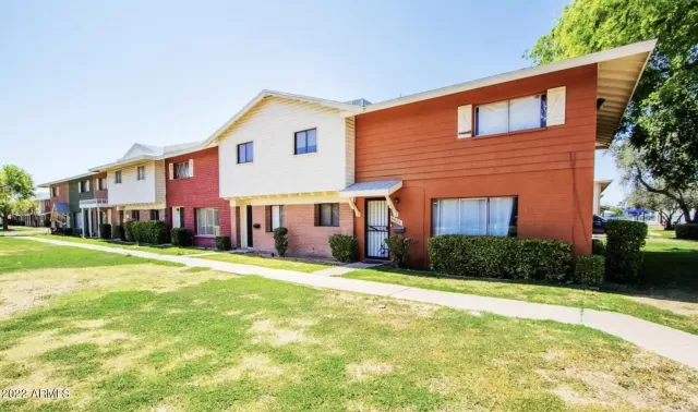 MLS: 6459876 Condo For Sale