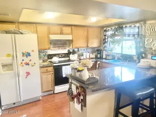 Photo #1: 6459876 Listing